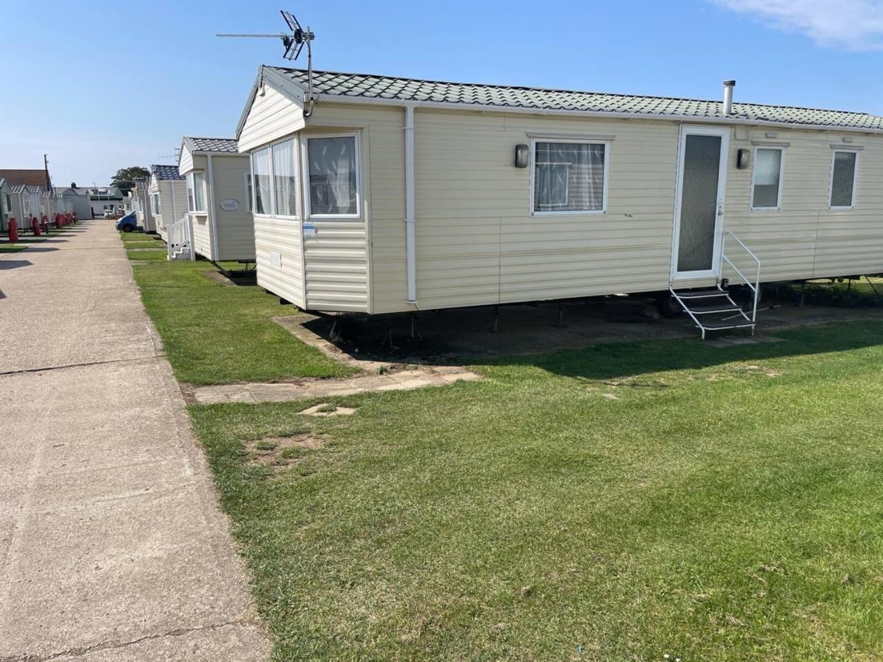 3 Bedroom Holiday Home Саут-Хейлинг Экстерьер фото
